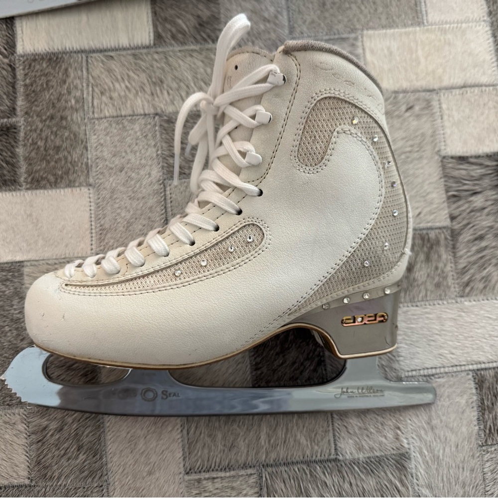 Edea Ice Fly 235 C w/ Gold Seal blade - Picture 2 of 7